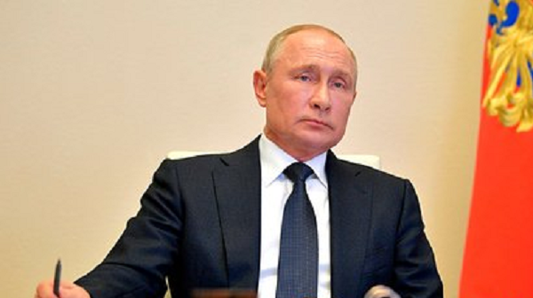 После печенегов и половцев Путин вспомнил о спартанцах