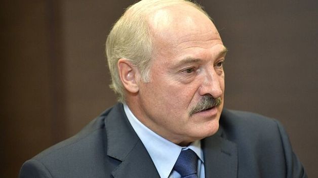 "Терки на улицах дают о себе знать". Лукашенко обвинил протесты в ухудшении ситуации с Covid-19 в Беларуси