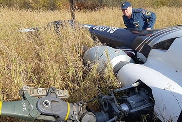 Вертолет завалился на бок при посадке на Камчатке