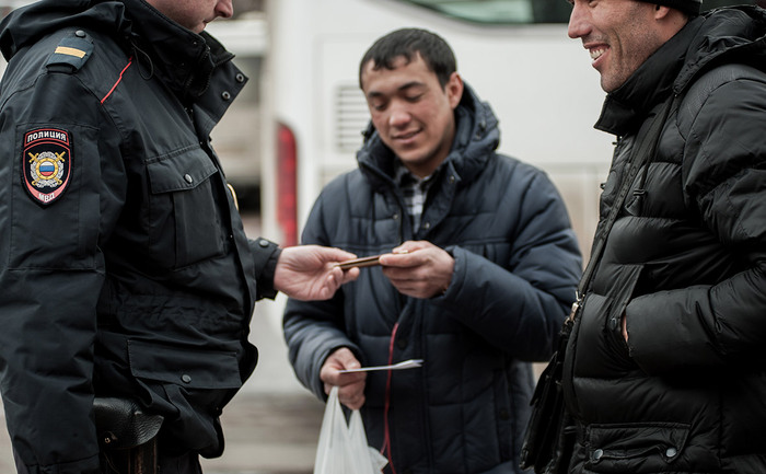 В Москве полиция резко ужесточила проверку мигрантов