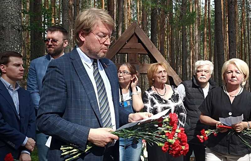 Националисты попытались сорвать День памяти жертв Большого террора в Карелии