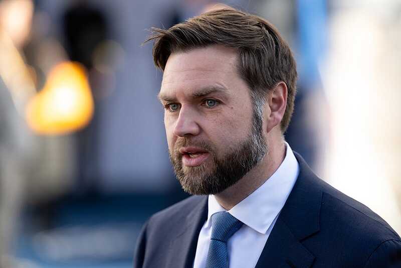 России и Украине предстоит преодолеть «значительное расстояние», - Джей Ди Венс