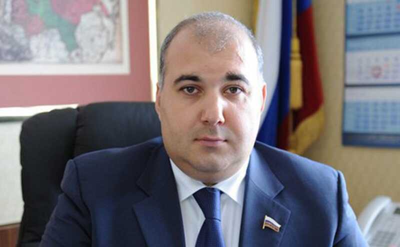 Бывший депутат ЛДПР Юрий Напсо подозревается в мошенничестве с земельными участками в Сочи