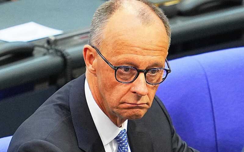 Канцлер Германии раскритиковал позицию Трампа по поводу выборов в Украине