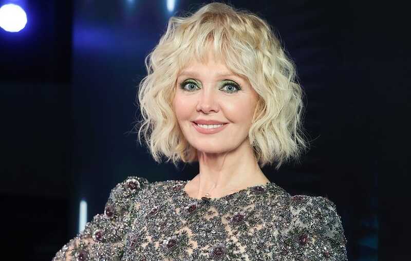 Певица Валерия попала в неприятную ситуацию из-за солнечных ожогов