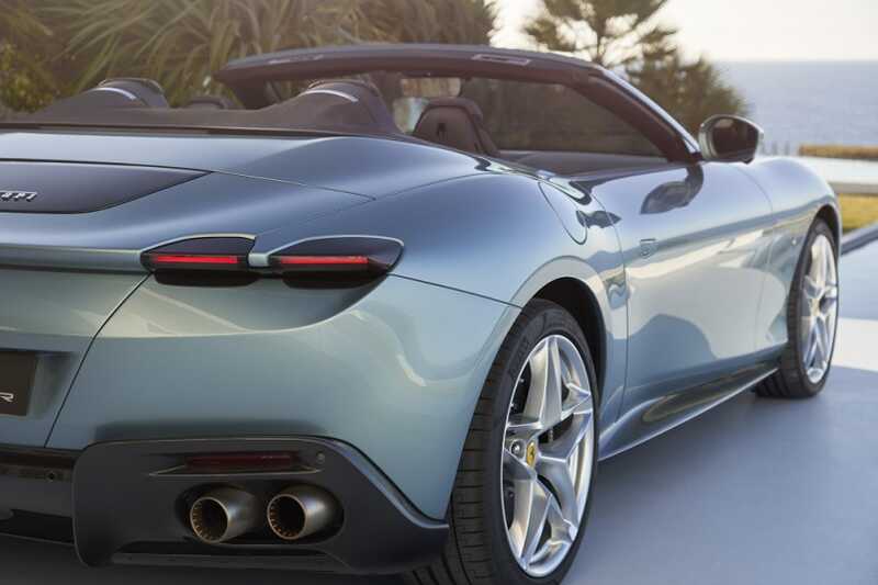В Росреестре зарегистрировали современную модель кабриолета Ferrari