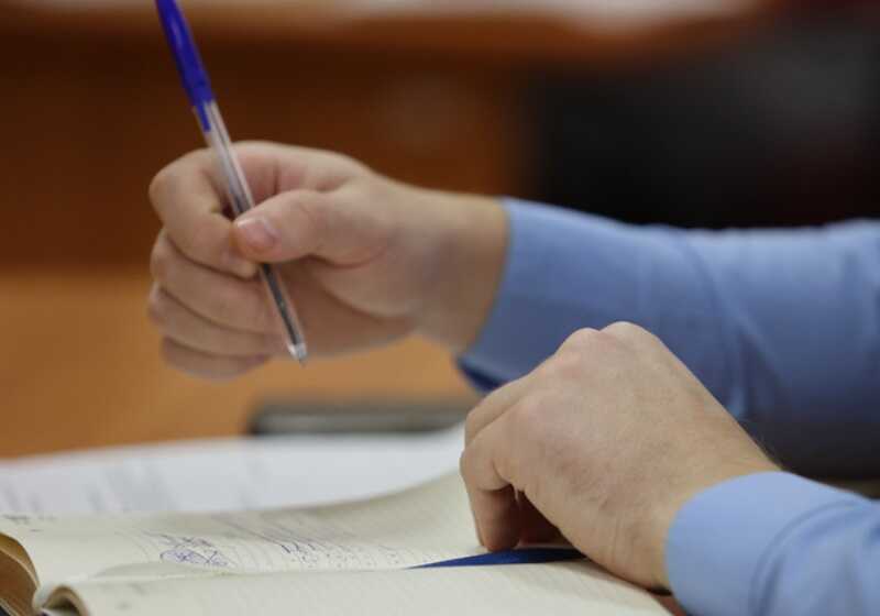 В Ростовской области убрали упоминания о репрессиях с памятной доски НКВД в Таганроге