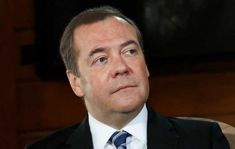 Фонд, связанный с Медведевым, вместо военной электроники поставил в армию комплектующие от Xbox