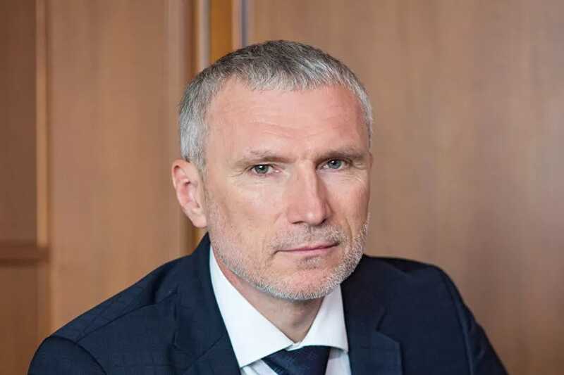 Депутат Алексей Журавлев предложил применять хищных птиц для борьбы с дронами