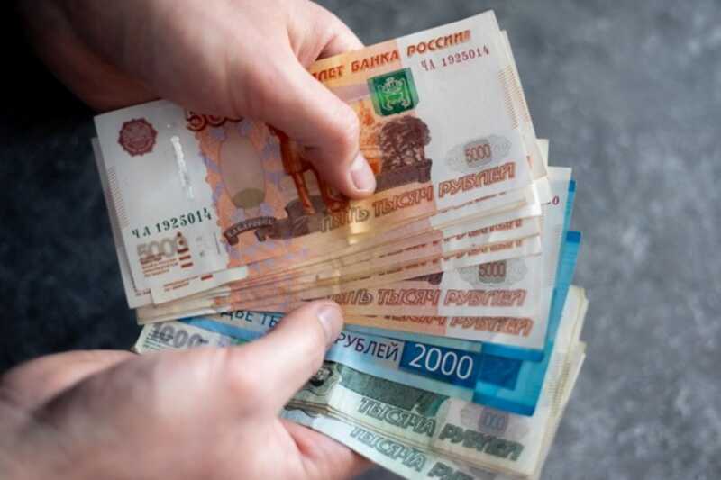 Фантомные компании, карьеристы и сотрудники охраны: как распределяют бюджет промышленного парка в Саратове