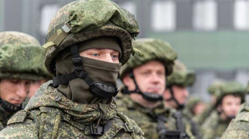 Алтайского военнослужащего с осколком в ноге вынуждают вернуться в зону боевых действий