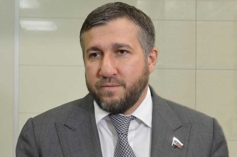 Бывших сотрудников депутата Григория Аникеева «выдали» в бакинскую тюрьму при содействии подставного адвоката