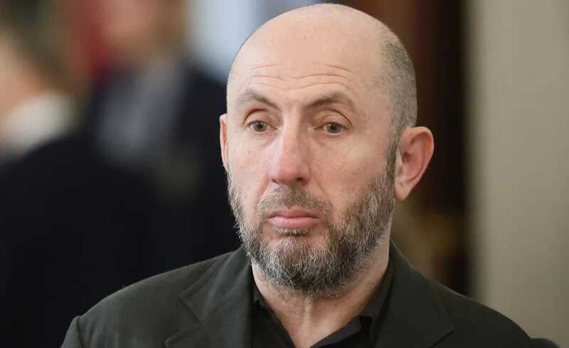 Как предприниматель Владимир Кехман управляет денежными потоками через множество подставных компаний на территории Европы