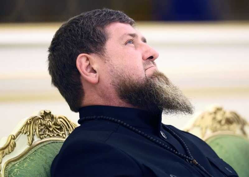 Родственники лидера Чечни Рамзана Кадырова удостоились рекордного количества наград с начала конфликта