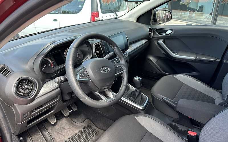 Lada Iskra оказалась «пустышкой»: Автоваз снова отложил массовый выпуск автомобиля