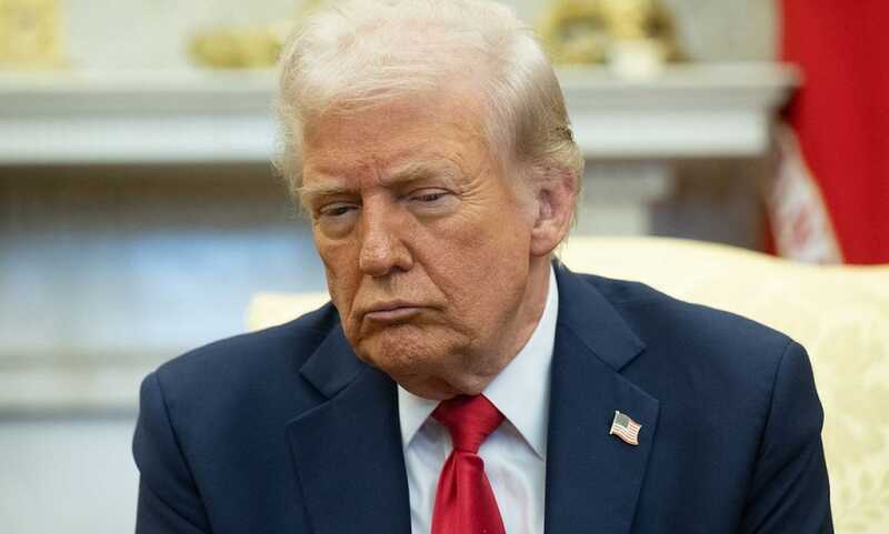 В Украине обвиняют Трампа в «предательстве» после его встречи с Путиным на саммите