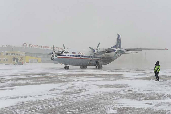 Скончалась пассажирка: в России произошло очередное ЧП с самолетом