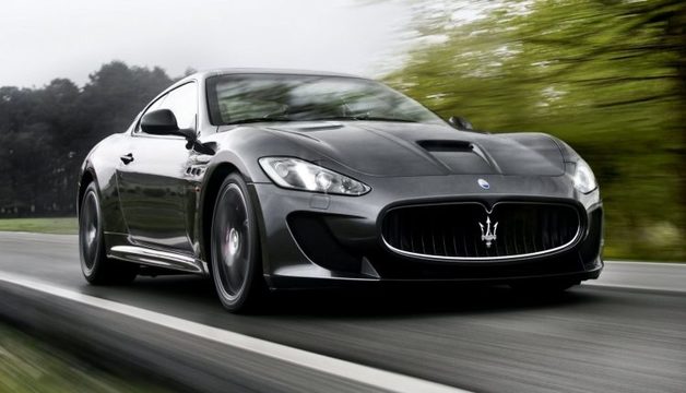 Секретарь мэрии крохотного городка на Донетчине ездит на Maserati