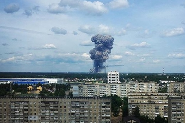 Взрыв на оборонном заводе в Дзержинске. У людей осколочные ранения