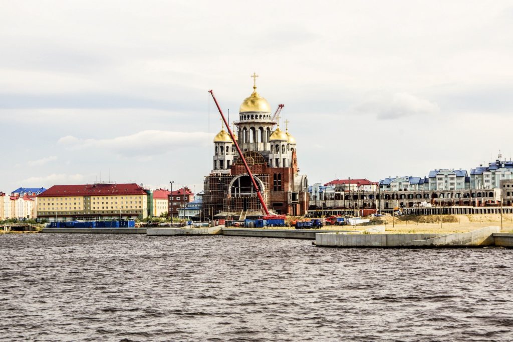 Новый храм в Салехарде строится уже несколько лет. Фото: Вячеслав Яковлев/ПАСМИ dzqidrditriqqkglv