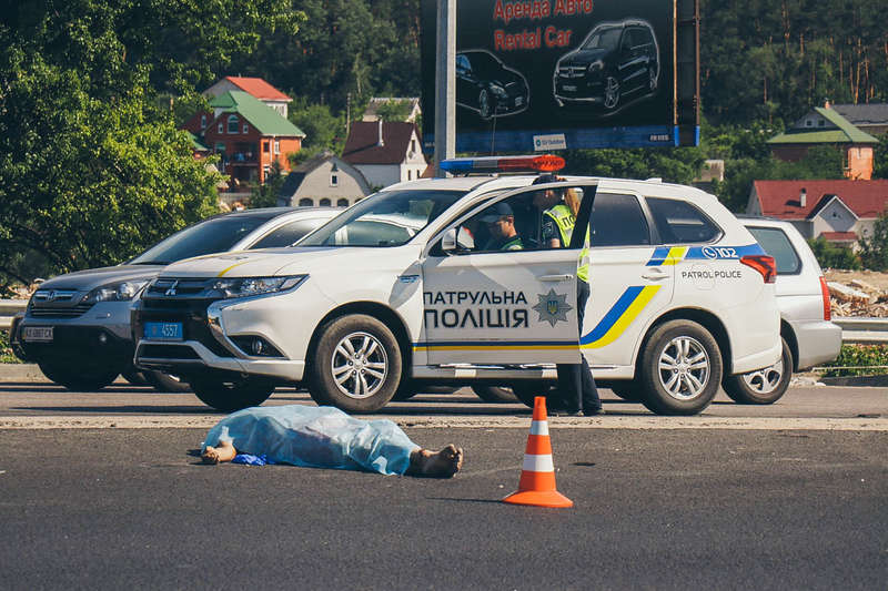 Маршрутное такси с пассажирами двигалось в сторону Киева по Одесской трассе