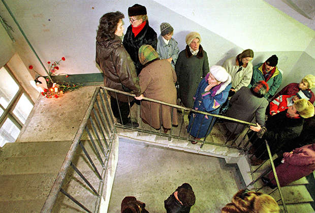 Кто убил Галину Старовойтову? 20 лет спустя заказчика все еще ищут Кто убил Галину Старовойтову? 20 лет спустя заказчика все еще ищут