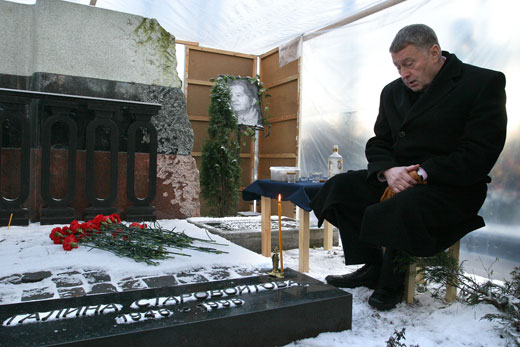Кто убил Галину Старовойтову? 20 лет спустя заказчика все еще ищут Кто убил Галину Старовойтову? 20 лет спустя заказчика все еще ищут